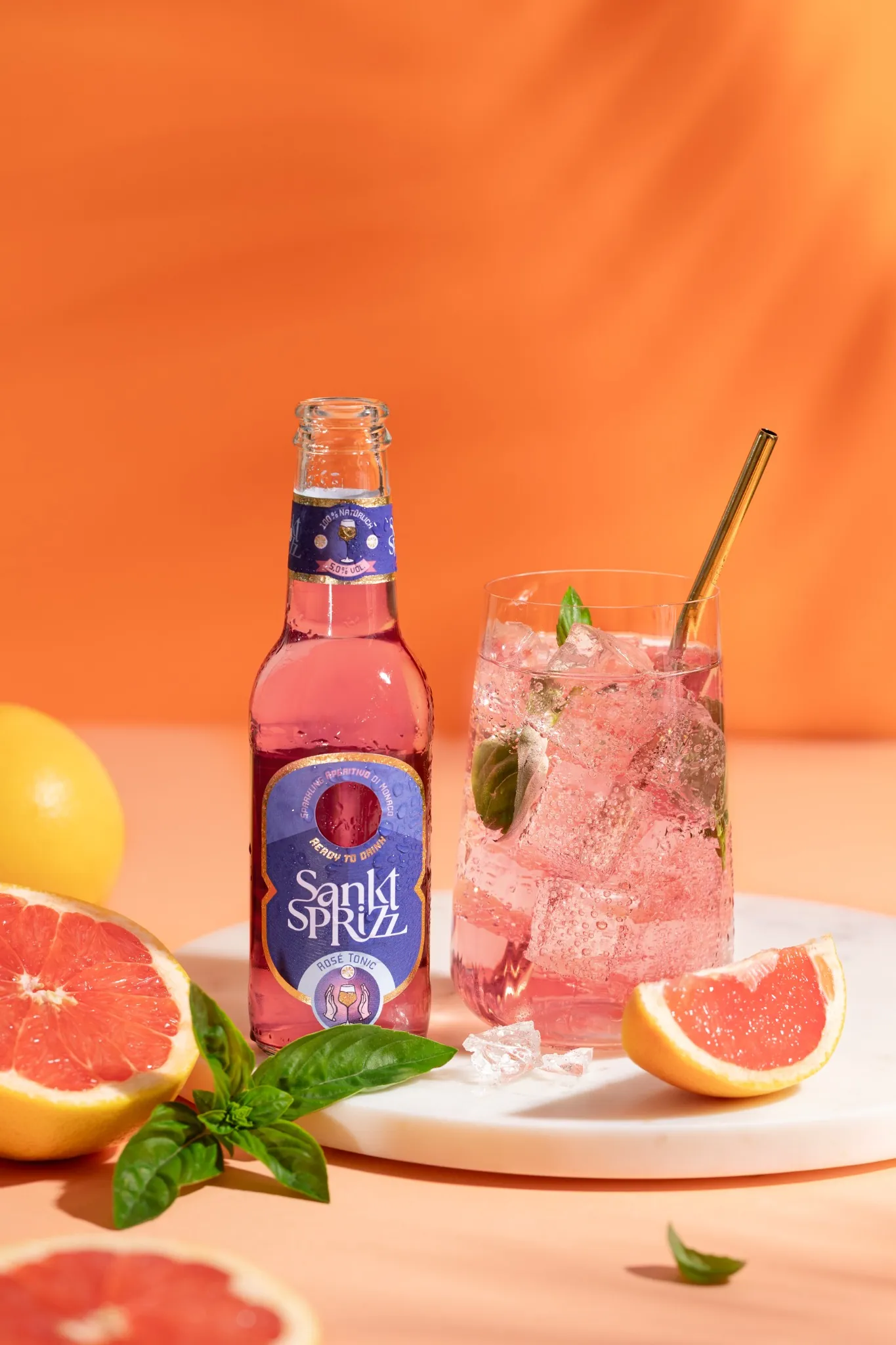 Aperitivo mit Orangenzeste